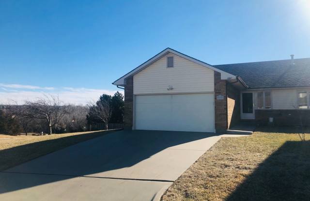 1505 Tamerisk - 1505 Tamerisk Drive, Junction City, KS 66441