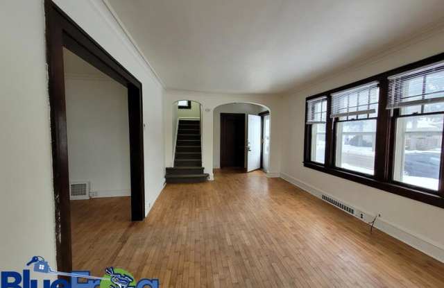 915 North Drew Street