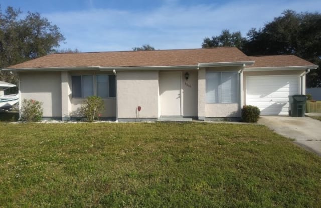 5616 Kenwood Dr - 5616 Kenwood Drive, North Port, FL 34287