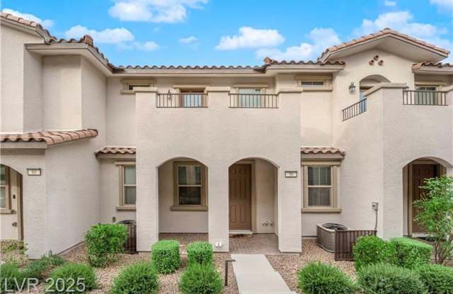 Photo of GORGEOUS FURNISHED TOWNHOME IN SUMMERLIN!!!