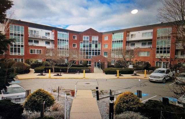 380 Place Lane