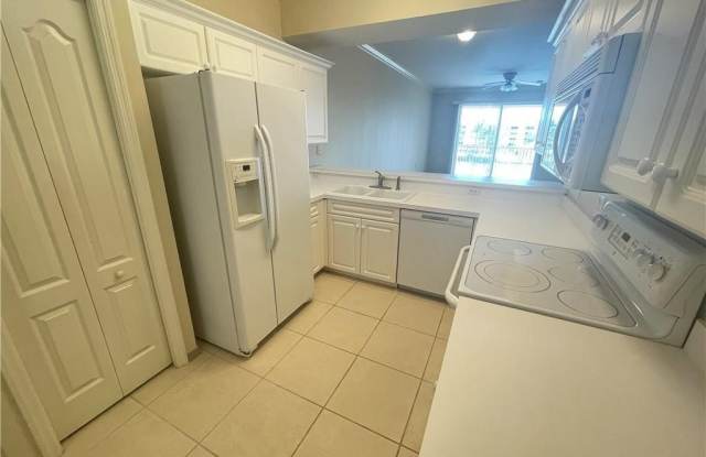 8550 Kingbird Loop unit: 635