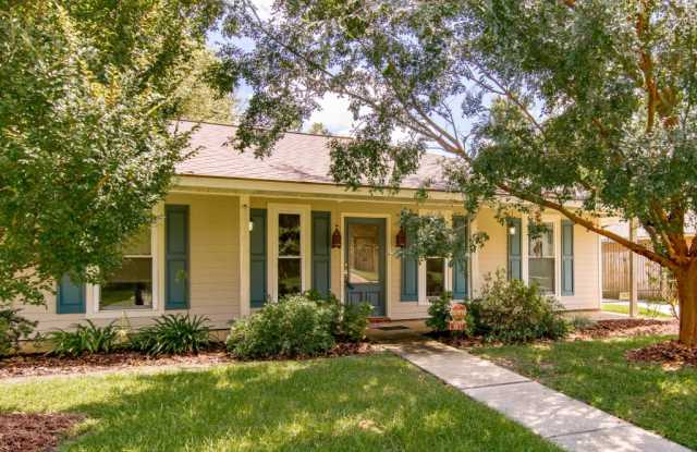 1917 E MARSDEN PL - 1917 East Marsden Place, East Baton Rouge County, LA 70816