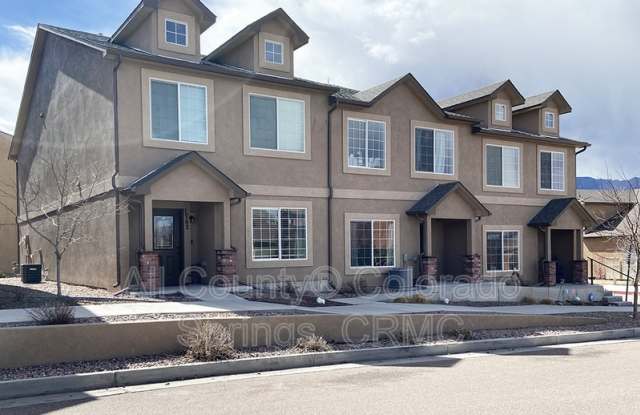 1762 Grand Overlook Street