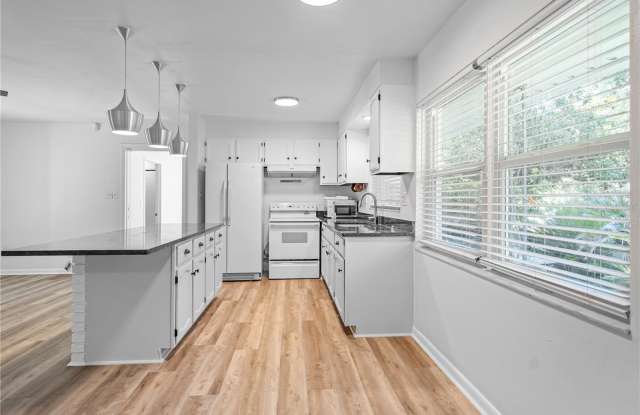 3820 Northwest 15 Avenue