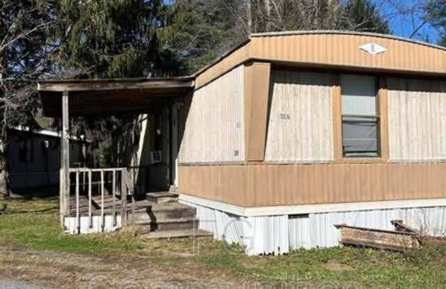 109 Tuckaway Ln