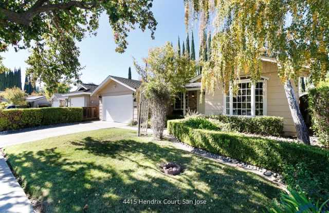 4415 Hendrix CT