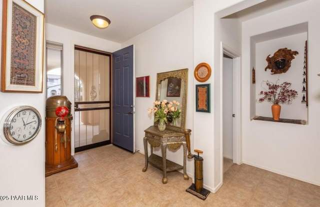 7916 E Crooked Creek Trail