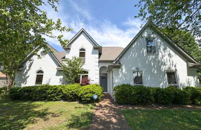 4 bed, 3 bath in Bartlett with a BONUS room