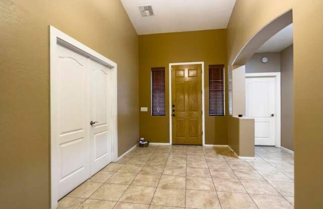 2406 W SIENNA BOUQUET Place