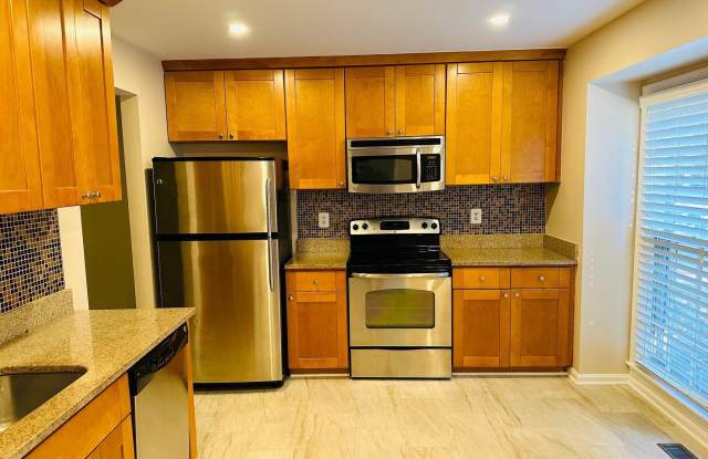 10028 MAPLE LEAF Drive