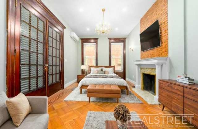 1261 Eastern Parkway