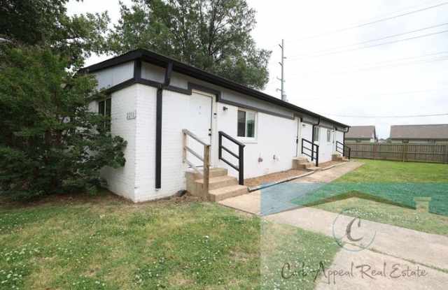 2211 Spence Circle