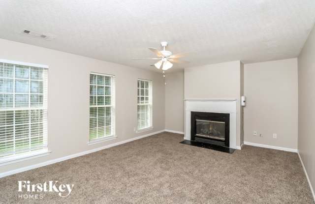 1272 Creekview Circle