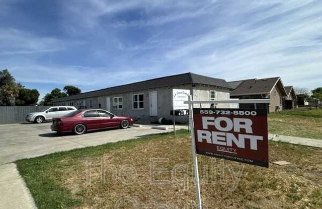 240 E Hanford- Armona Rd