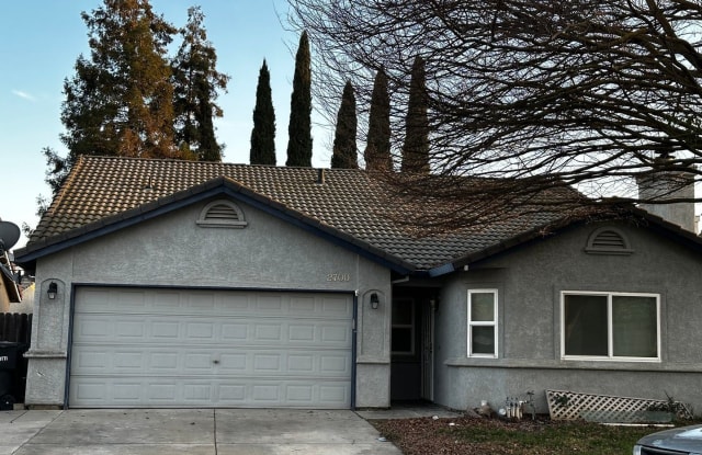 2700 Puccini Pl - 2700 Puccini Place, Modesto, CA 95358