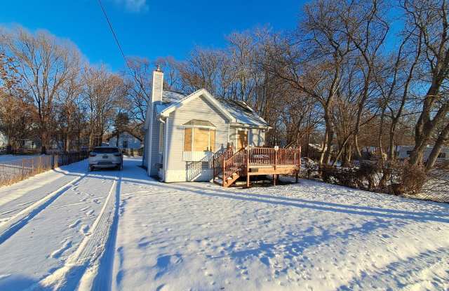 Photo of 2-bedroom, newly remodeled home on Flint's far east side