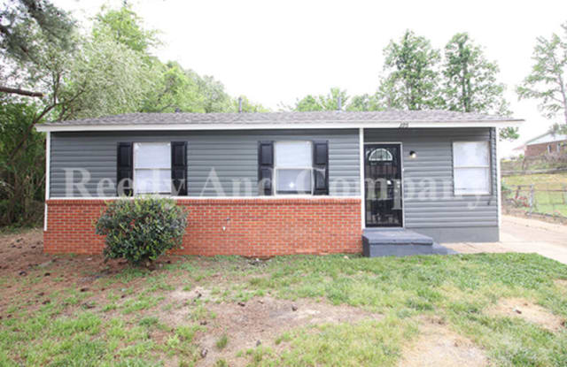 395 Mcfarland Dr - 395 Mcfarland Drive, Memphis, TN 38109