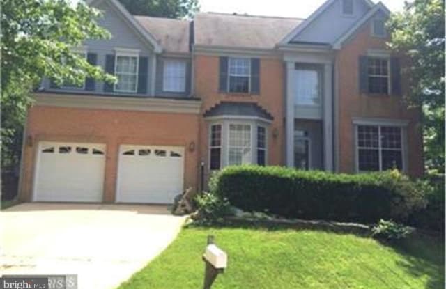 9811 CRESENCE WAY - 9811 Cresence Way, Fairfax, VA 22032