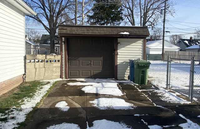 6825 Beresford Avenue