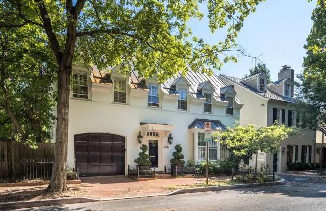 Photo of 3500 P Street NW