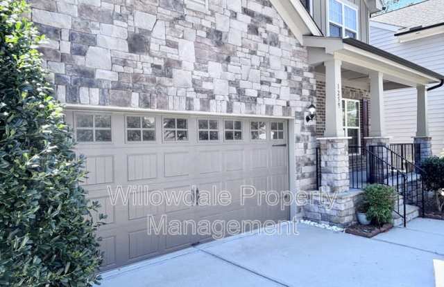 1259 Magnolia Row Trail