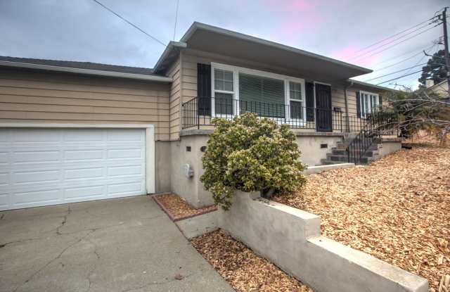 Charming 3bed/1bath in Hayward