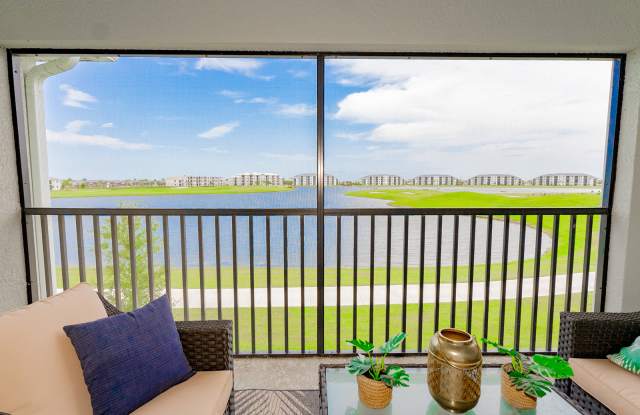 5427 Double Eagle Dr #2822