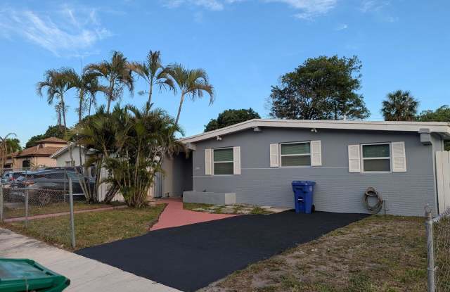 2990 Nw 7th Ct