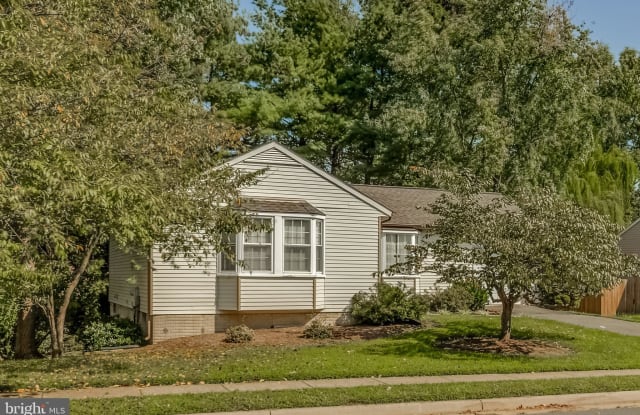 1417 KINGSTREAM DRIVE - 1417 Kingstream Drive, Dranesville, VA 20170