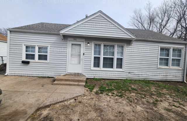 $999- 3 bedroom/ 1 bathroom - Single Family Home