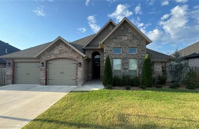 5806  W Red Maple  DR