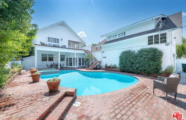 Photo of 12455 SARAH St