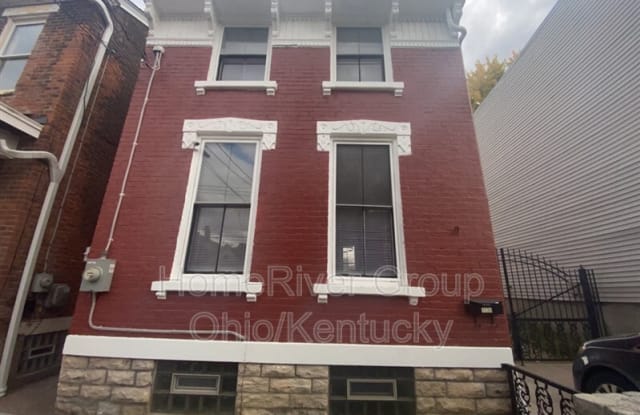 1526 Holman Ave - 1526 Holman Avenue, Covington, KY 41011