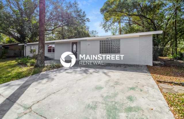 Photo of 1197 West Lakeview Circle