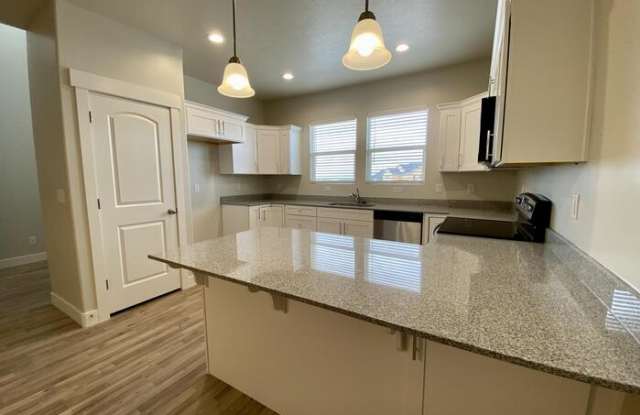 13926 South Champlin Peak Drive