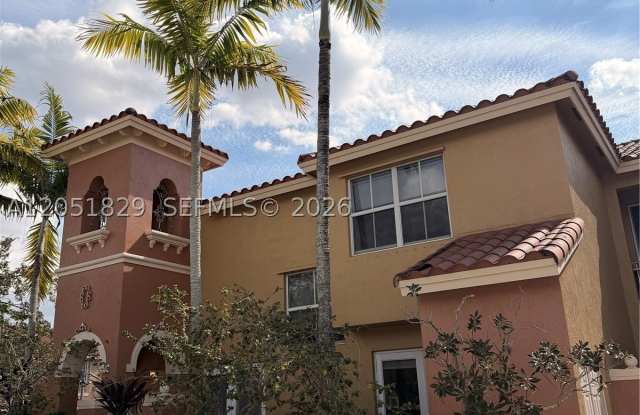 906 SW 143rd ave