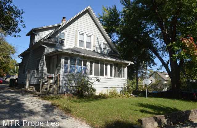 2917 Wood St - 2917 Wood Street, Ames, IA 50014