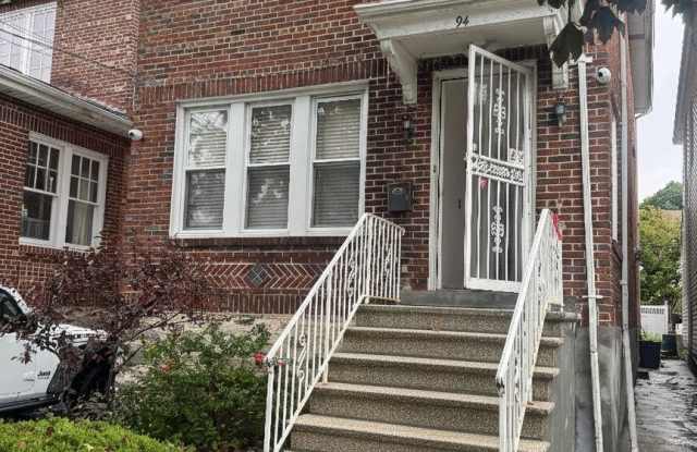 Photo of 94 Hyatt Avenue