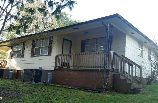 426 Parliament Rd