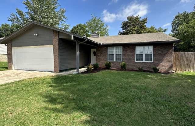 2305 West Independence Street