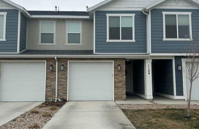 Gorgeous Townhome!!!