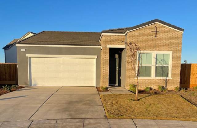 Photo of Modern Luxury Living in Madera! $500 OFF FIRST MONTH'S RENT