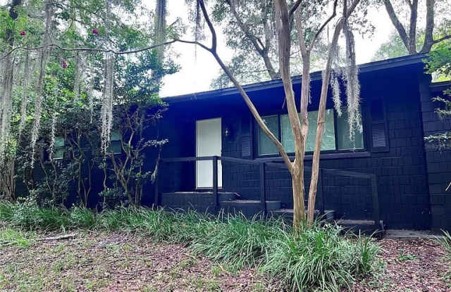 3320 Northwest 24th Avenue