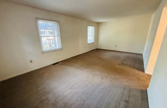 3 Bedroom 2.5 Bath Townhouse