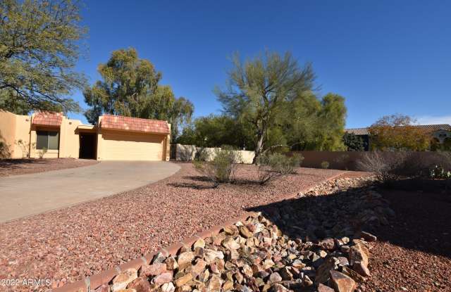 5301 S MITCHELL Drive