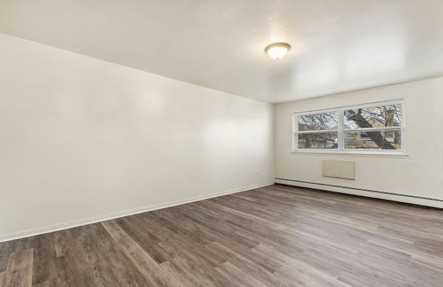 Spencer Place Apartments