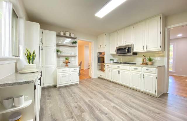 11509 PARKEDGE Drive