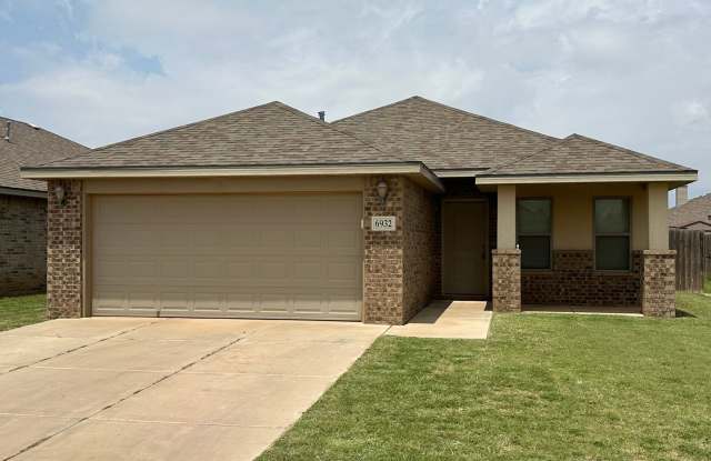 Frenship Memorial District!! Milwaukee Ridge Gem with Resort-Style Amenities