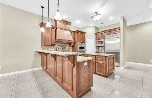 SPACIOUS HOME FOR RENT!!